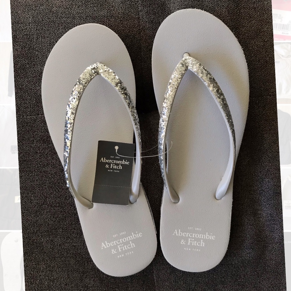 Abercrombie & Fitch Gray Glitter Flip Flops